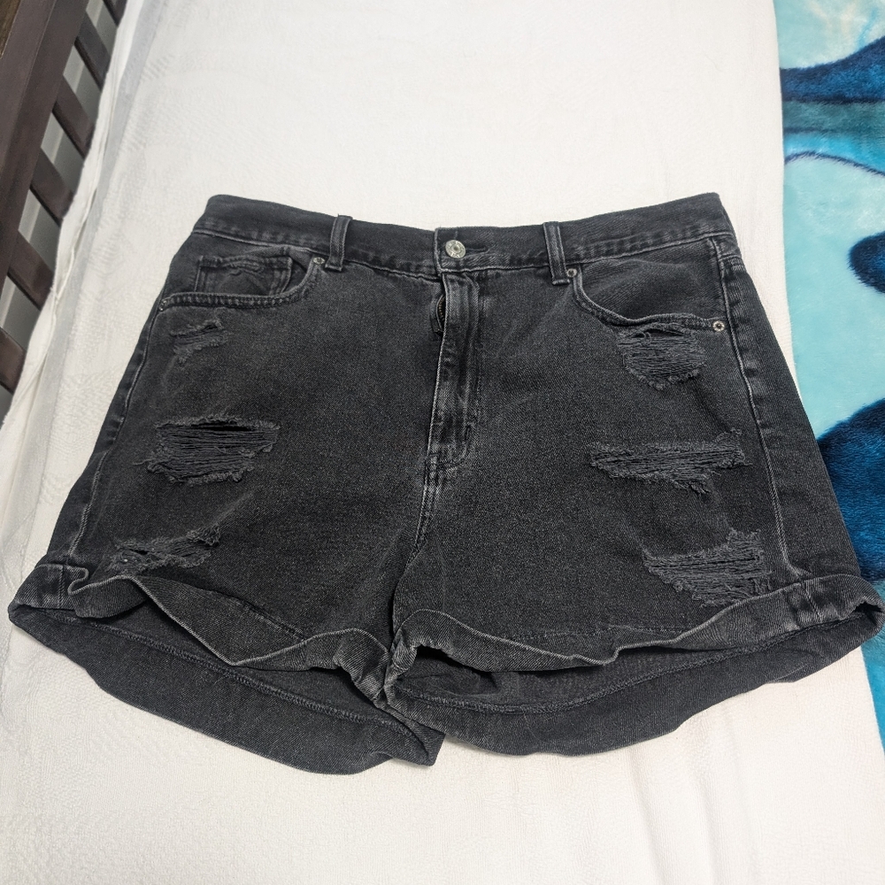 AE black distressed shorts